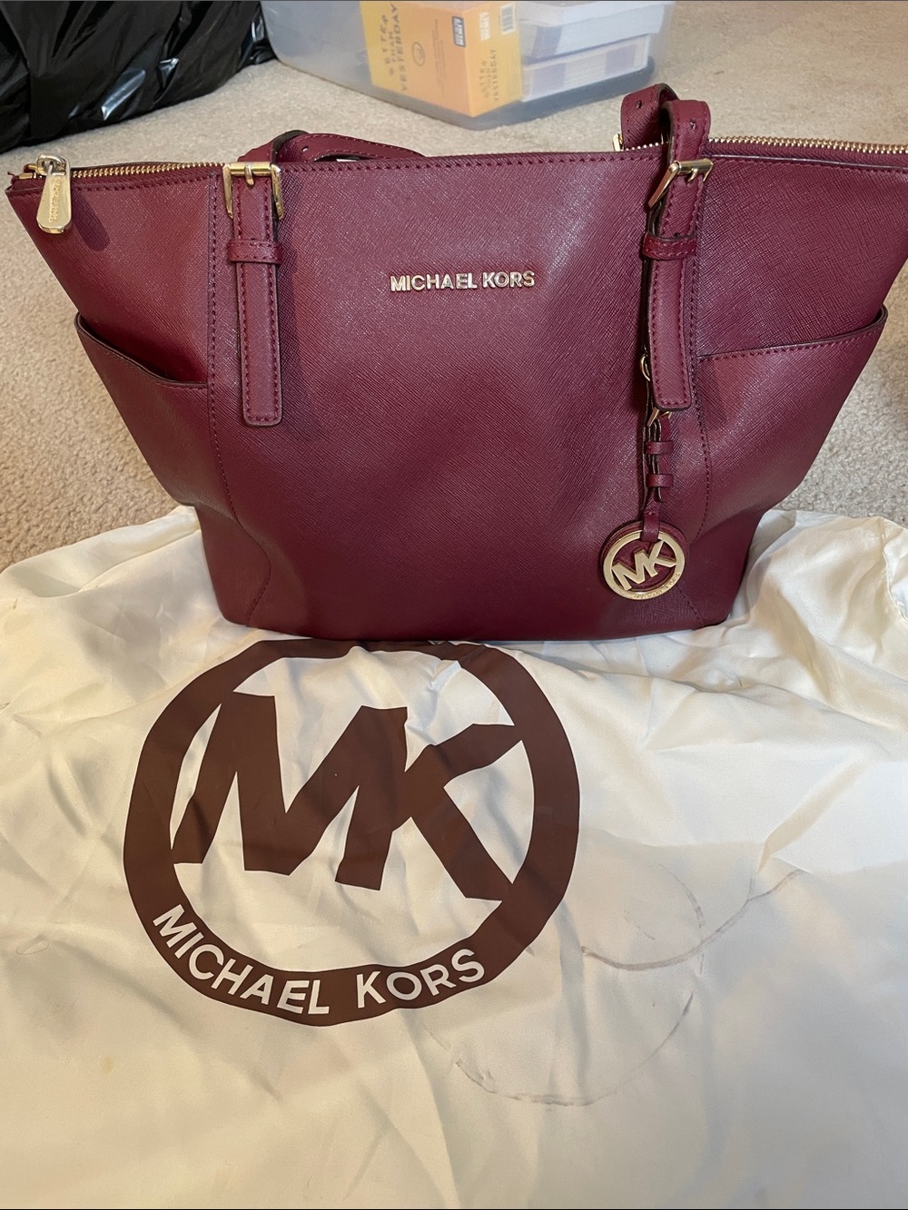 Michael kors tote
